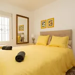 Charming Two Bedroom House Close To The Sea